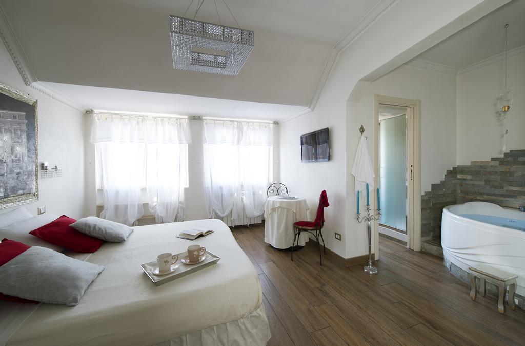 Suites Roma Tiburtina Luxury Extérieur photo